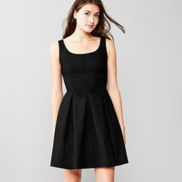 GAP Dresses & Skirts - GAP Fit & Flare Pleated Black Dress - 14